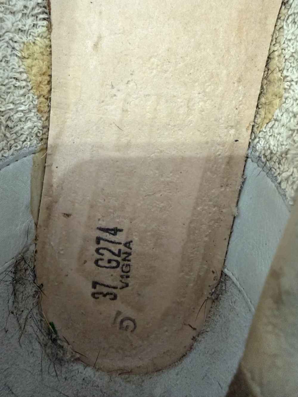 Golden Goose Deluxe Brand GGDB
SuperStar (SSTAR) Size 37 US 7 - Picture 9 of 12